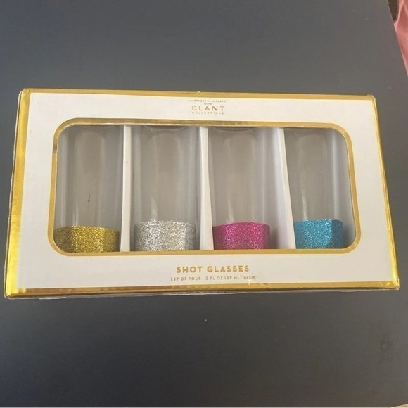 NWT Francesca’s Shot Glasses Glitter Blue, Pink, Silver, Gold 2 Oz Set of 4 - Picture 1 of 3